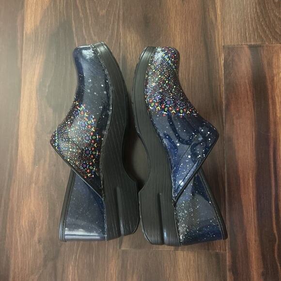 Dansko Professional Black Multi-Colored Paint Splatter Clogs Size 40/9.5 US - Picture 5 of 9